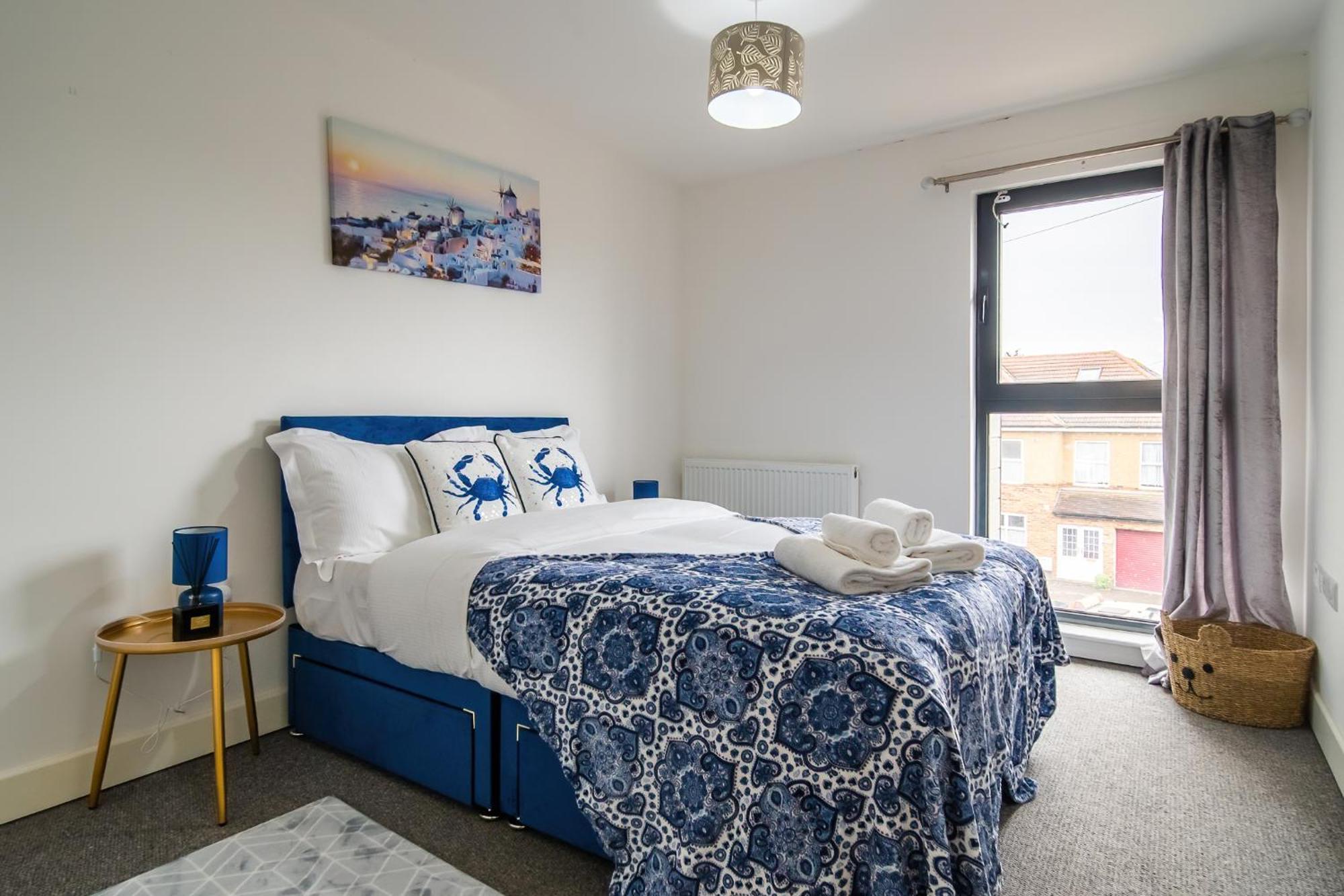 Livestay-New Private Apartment Building Minutes From Heathrow Слау Екстериор снимка