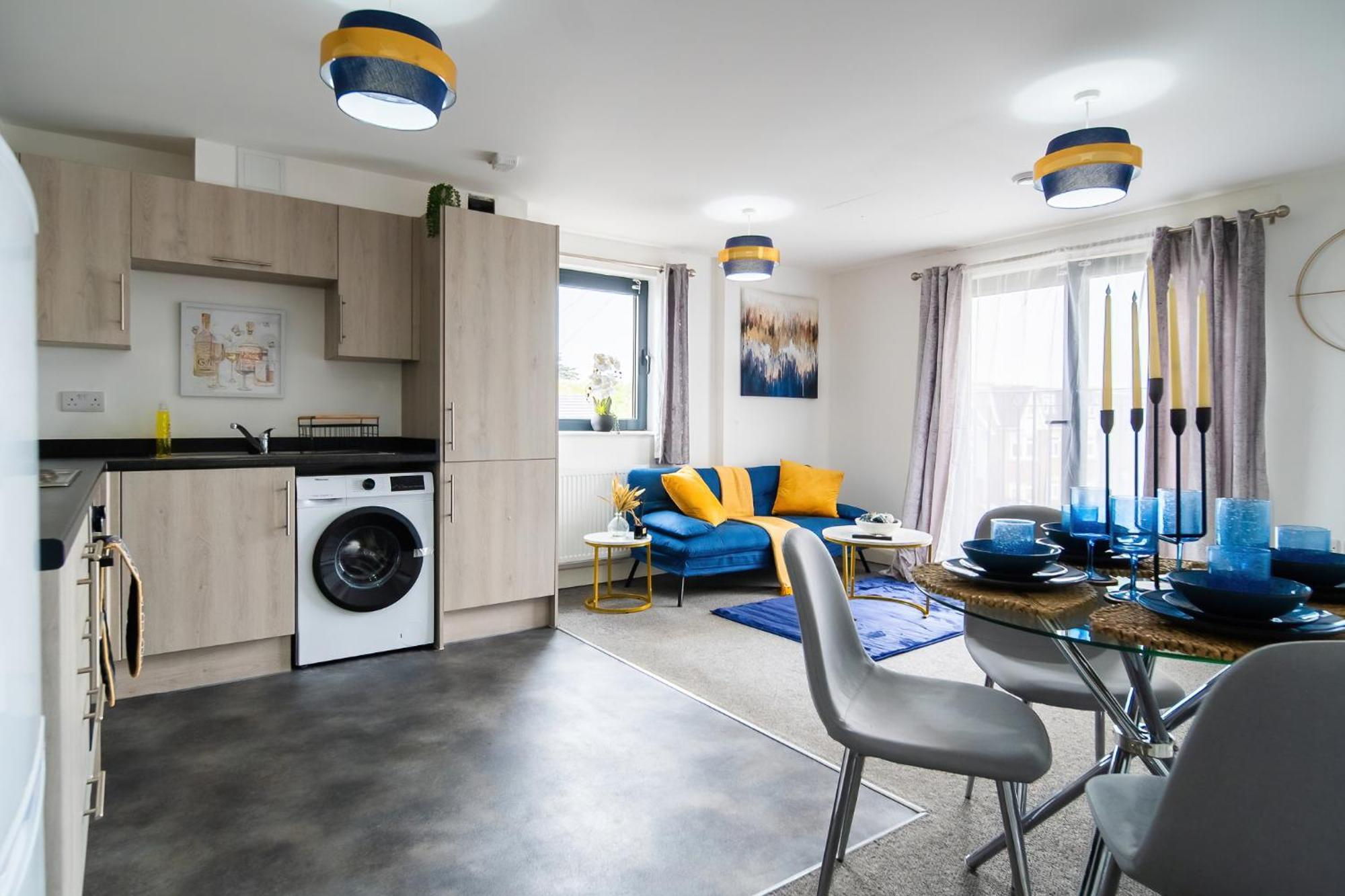 Livestay-New Private Apartment Building Minutes From Heathrow Слау Екстериор снимка